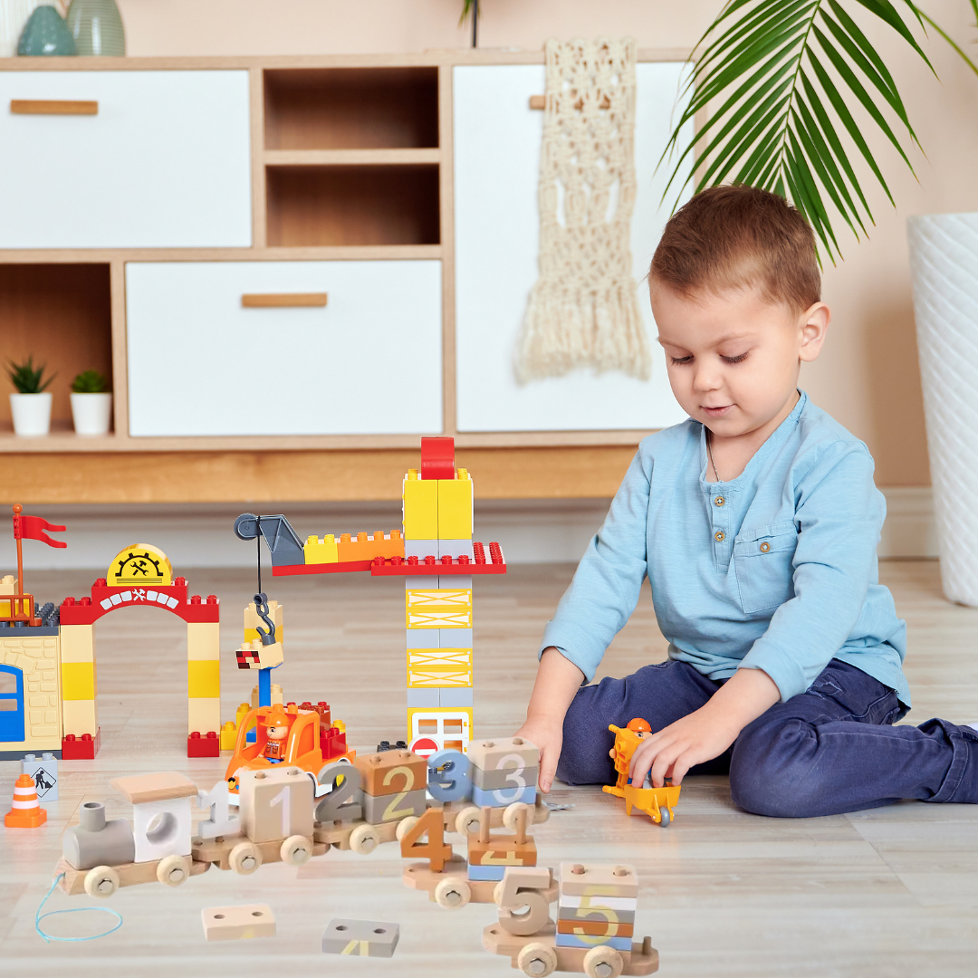 26-Piece Wooden Train and Number Block Set - Educational Stacking and Math Toy for Children Ages 3-6, Early Learning Development Gift
